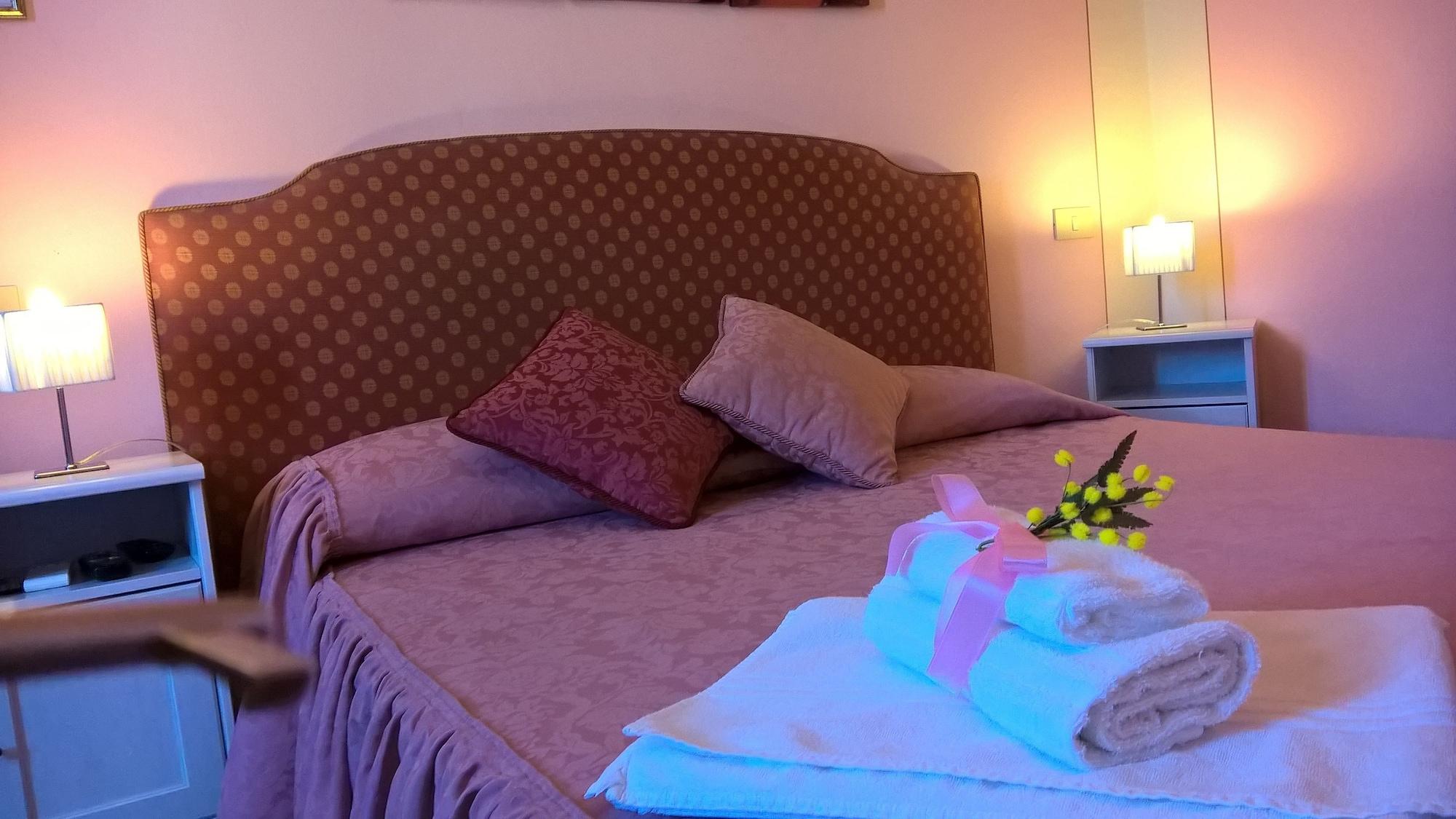 บีแอนด์บี ลามีโมซา Bed & Breakfast ลุคคา ภายนอก รูปภาพ