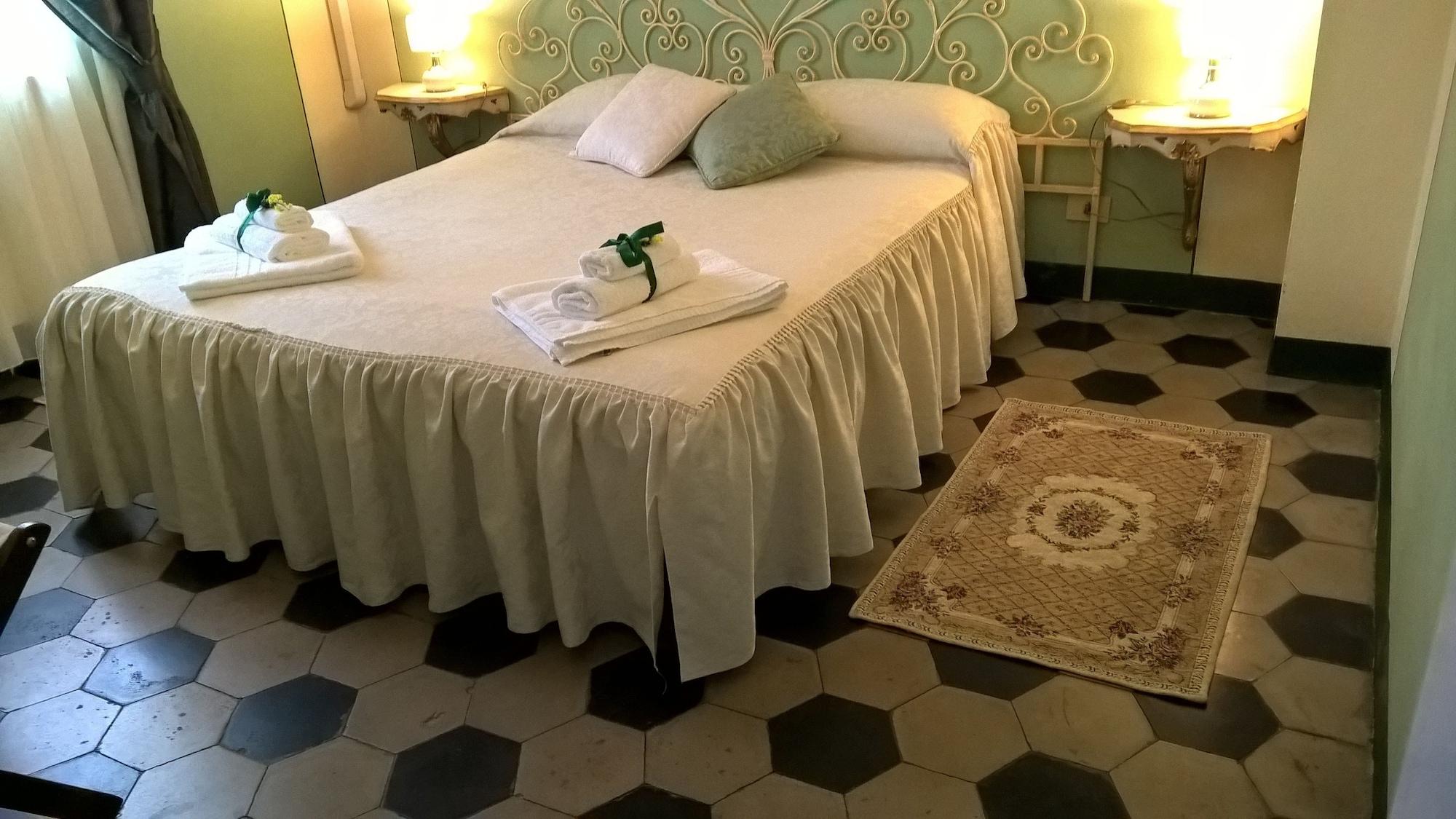 บีแอนด์บี ลามีโมซา Bed & Breakfast ลุคคา ภายนอก รูปภาพ