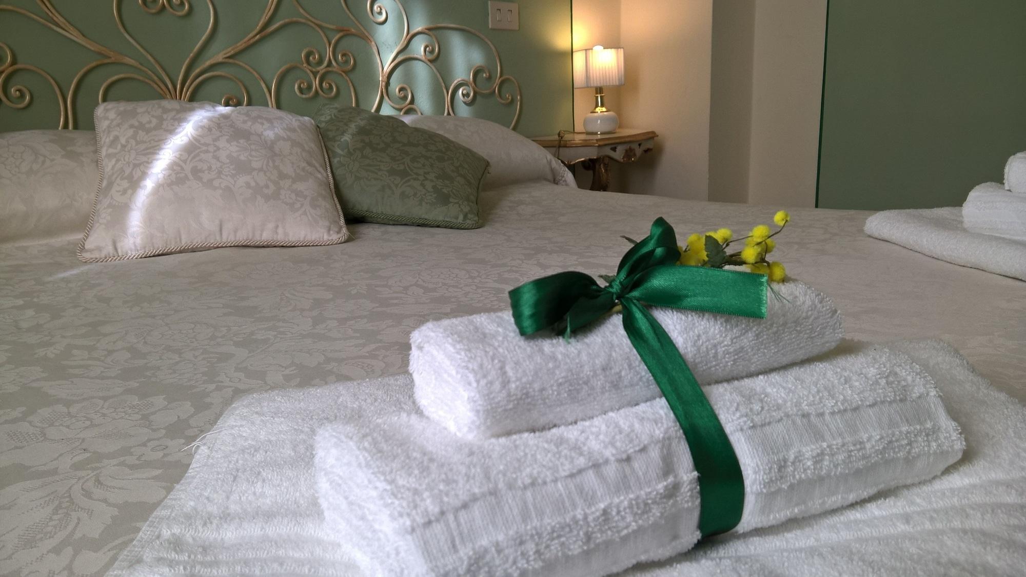 บีแอนด์บี ลามีโมซา Bed & Breakfast ลุคคา ภายนอก รูปภาพ