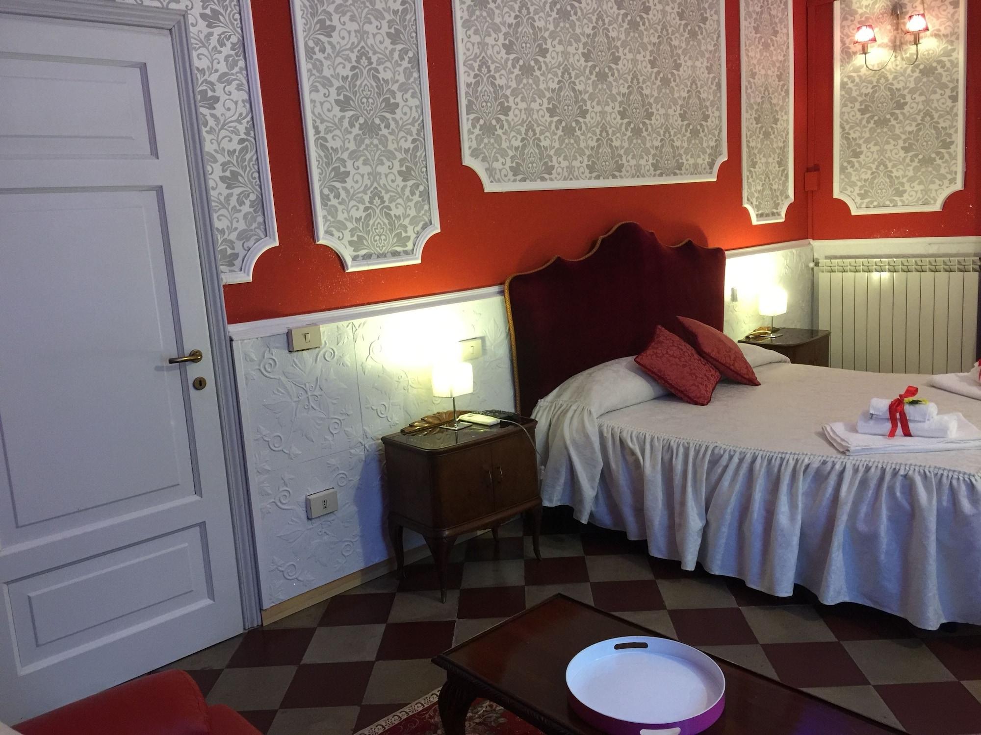 บีแอนด์บี ลามีโมซา Bed & Breakfast ลุคคา ภายนอก รูปภาพ