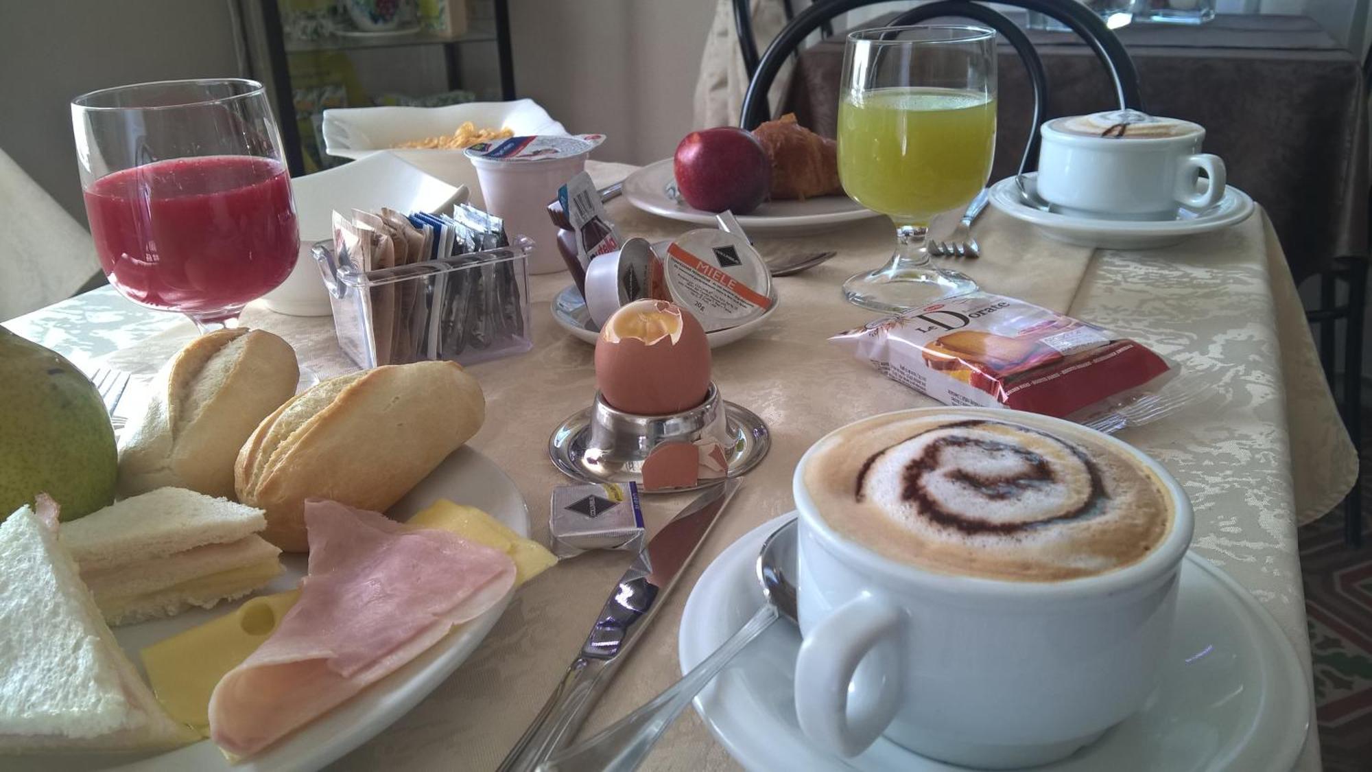 บีแอนด์บี ลามีโมซา Bed & Breakfast ลุคคา ภายนอก รูปภาพ