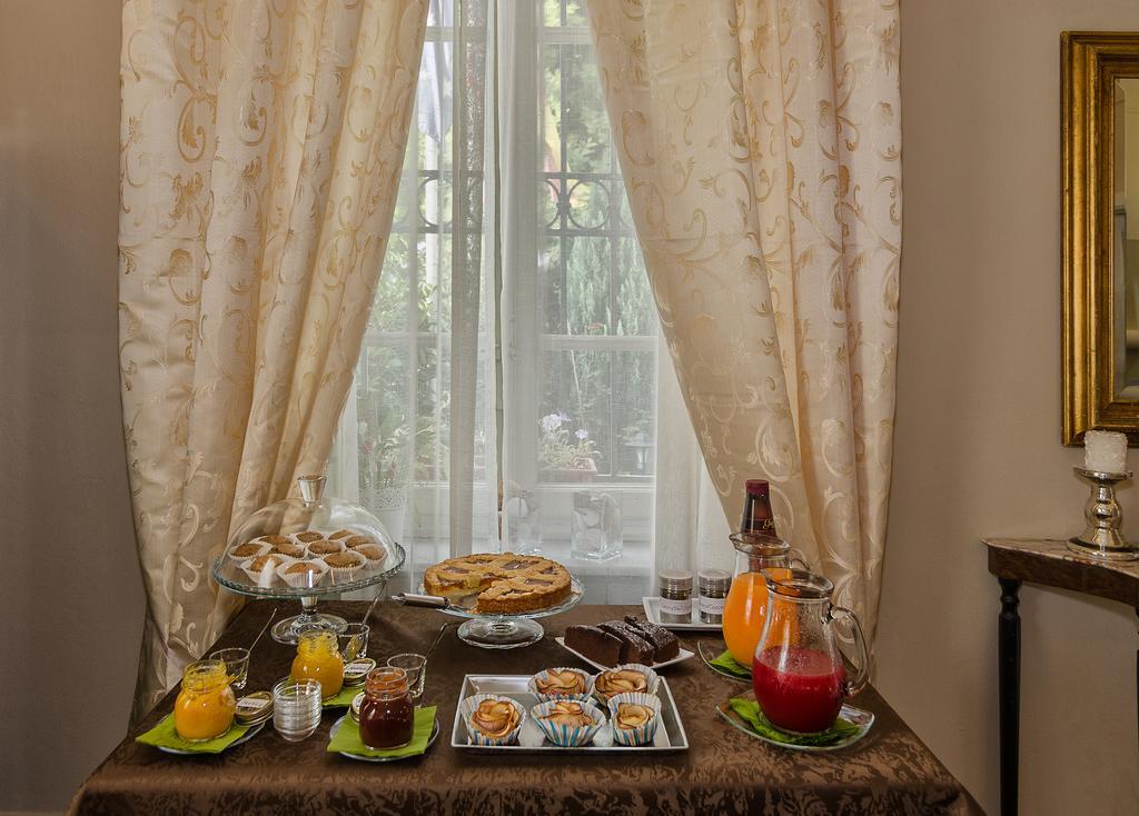 บีแอนด์บี ลามีโมซา Bed & Breakfast ลุคคา ภายนอก รูปภาพ