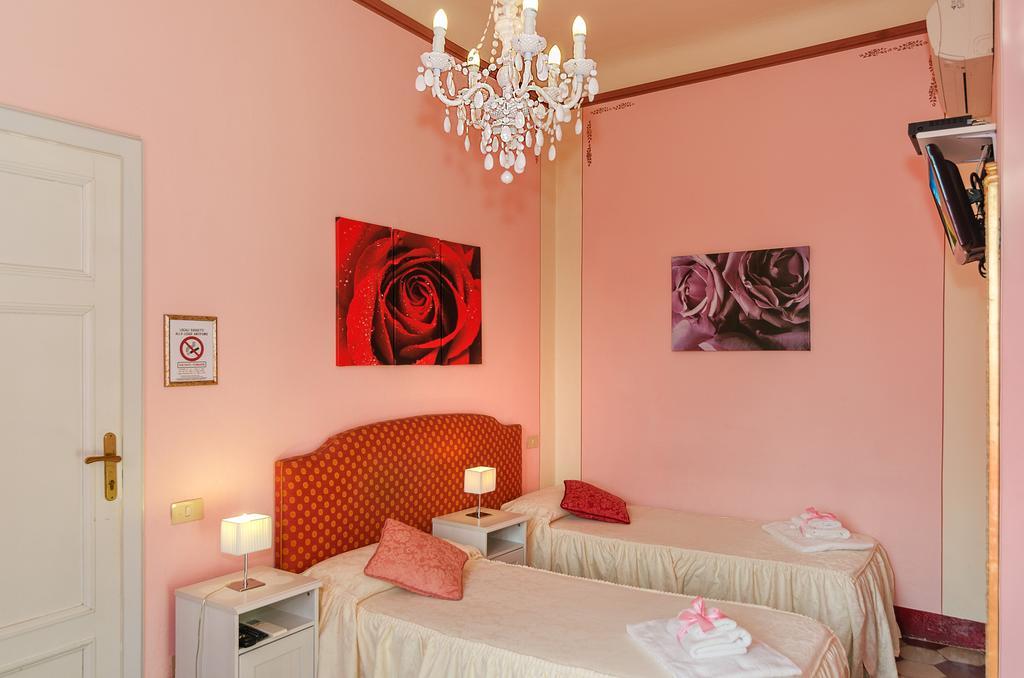 บีแอนด์บี ลามีโมซา Bed & Breakfast ลุคคา ภายนอก รูปภาพ