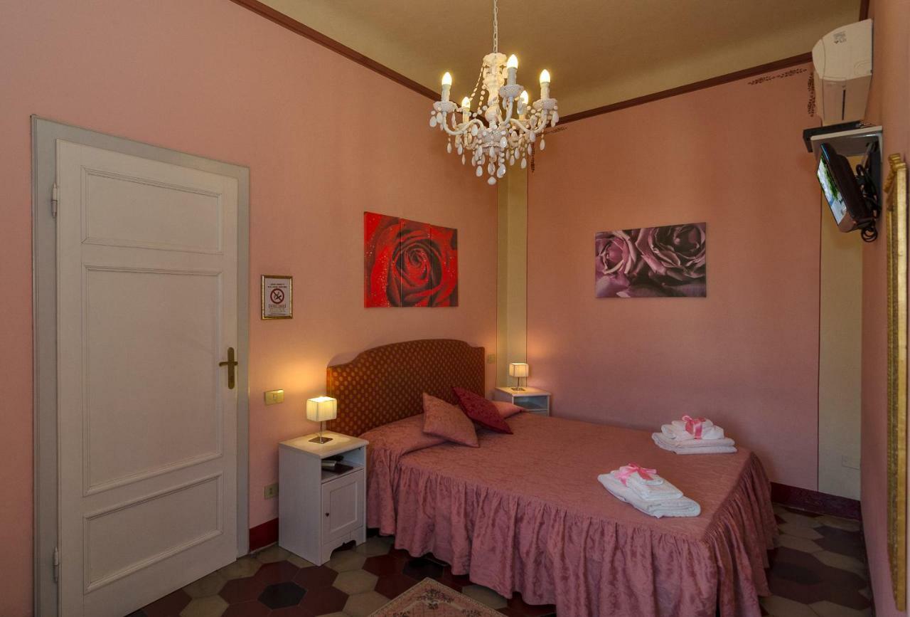 บีแอนด์บี ลามีโมซา Bed & Breakfast ลุคคา ภายนอก รูปภาพ
